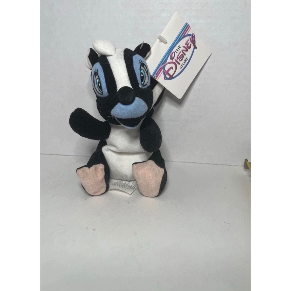Disney Store Bambi Flower Skunk Plush Bean Bag Stuffed Animal Toy NWT 7 Inch